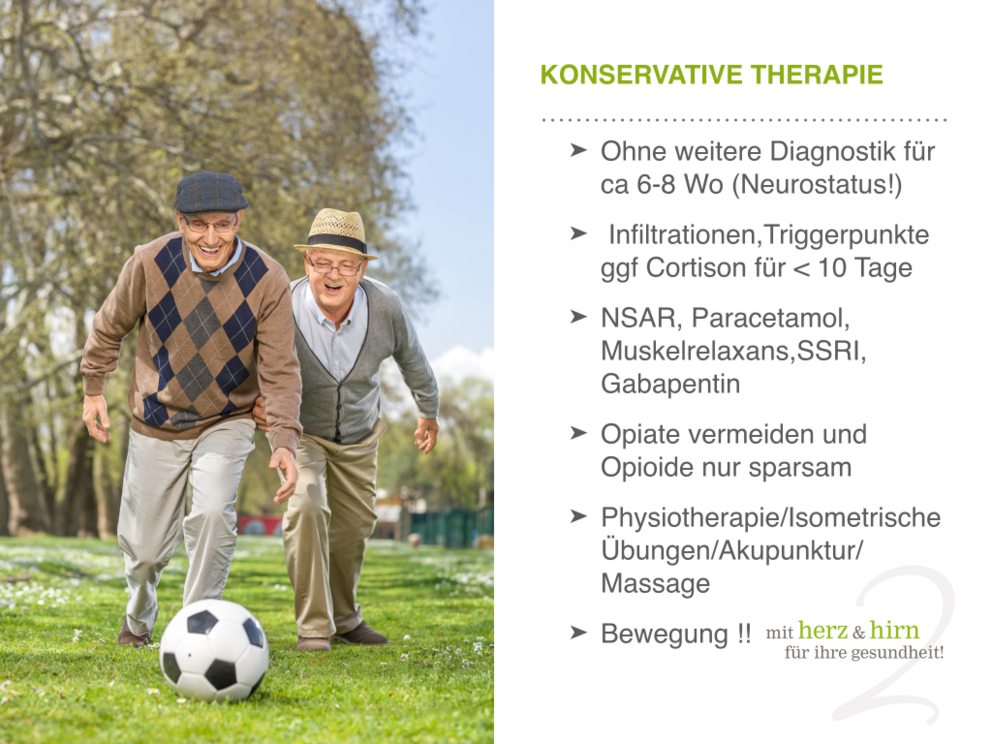 Ein Bild von zwei ältere Herren die gemeinsam Fußball spielen und nebenbei sind Informationen aufgelistet zum Thema Konservative Therapie.
